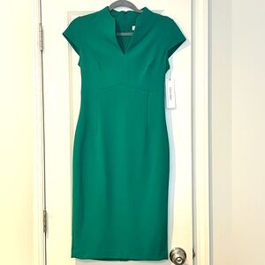 (NEVER WORN) Calvin Klein V-Neck cap sleeve sheath dress - Green Size 2